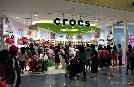 crocs vivocity