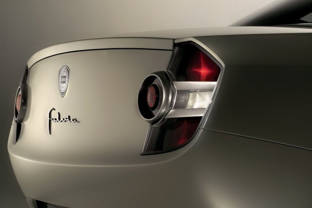 [2003-Lancia-Fulvia-Coupe-Concept-9%255B2%255D.jpg]
