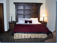 7488 Ohio, Cincinnati - Best Western Premier Mariemont Inn - our room