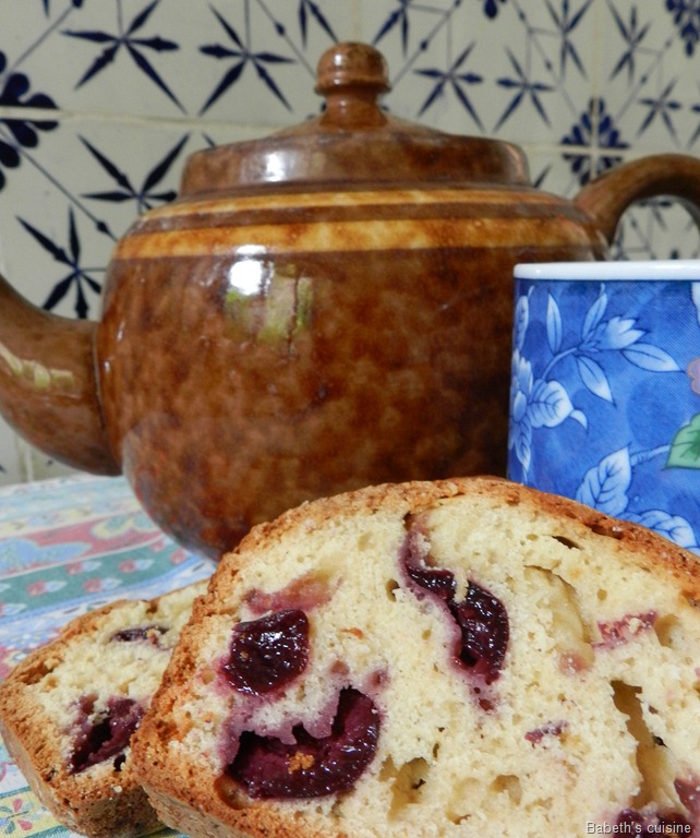 [cake%2520aux%2520cerises%25203%255B7%255D.jpg]