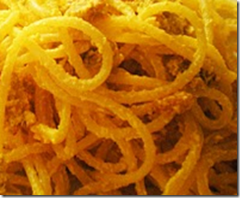 Pasta con salsiccia e zafferano 