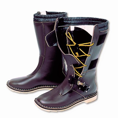 Aerostitch Combat Touring Boots photo 2.JPG