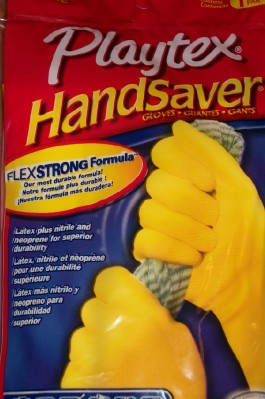 Ordinary rubber gloves make great household helpers.