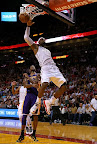 LeBron Sets NBA Record of 6 Games with 30+ Points & 60+% FG lebron james nba 130210 mia vs lal 11 LeBron Sets NBA Record of 6 Games with 30+ Points & 60+% FG