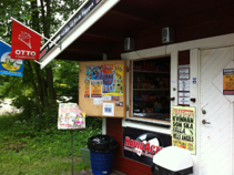 Lilla glasskiosken. Det blev glass till alla :-)