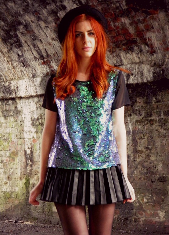 [Lashes%2520Of%2520London%2520Sequin%2520Backless%2520Top%255B6%255D.jpg]