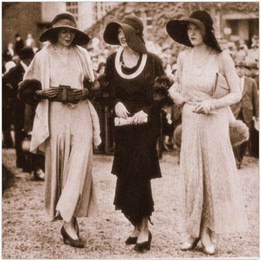 026-1930s-fashion-dresses 026-1930s-fashion-dresses