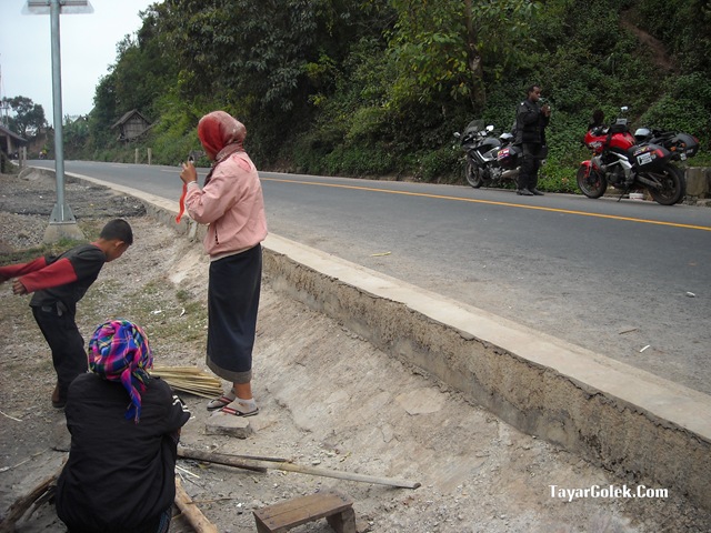 [DSCN79332.jpg]