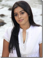 Telugulo Naaku Nachani Padam Prema Actress Poorna Stills