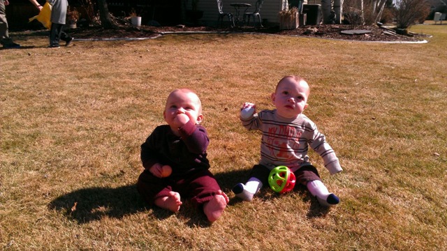 [bryce%2520and%2520jayce%2520easter%255B2%255D.jpg]