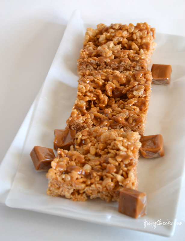 Caramel Vanilla Krispie Treats with Caramel Vanilla Topping by www.poofycheeks.com Caramel Vanilla Krispie Treats with Caramel Vanilla Topping by www.poofycheeks.com