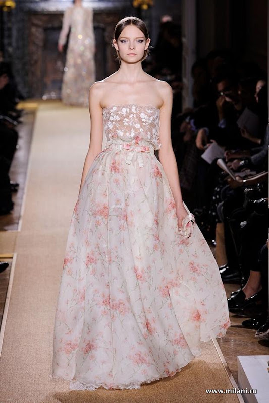 valentino-haute-couture-spring-2012-pfw75.jpg