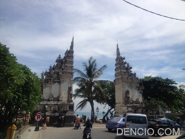 Bali (DENCIO.COM)