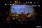 Liniers y Kevin Johansen en el show para EMA Joven. Foto: Jorge Amado Group. Prdo: Mirabaires.