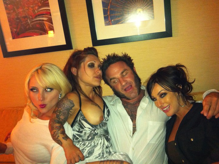 Eric Von Sydow Pua With Girls 2, Hypnotica
