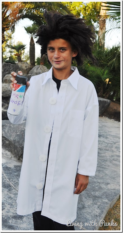 Costume DIY: Cloudy with a Chance of Meatballs' Flint Lockwood Costume DIY: Cloudy with a Chance of Meatballs' Flint Lockwood