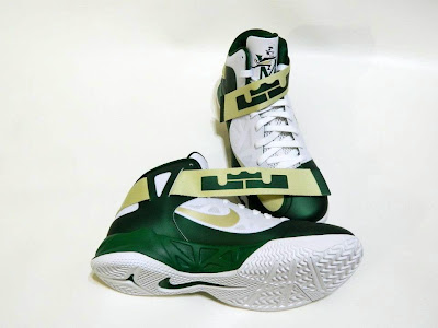 Detailed Look at Nike Zoom Soldier VI SVSM Fighting Irish PEs nike zoom soldier 6 pe svsm home 4 03 Detailed Look at Nike Zoom Soldier VI SVSM Fighting Irish PEs