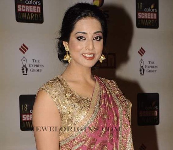 [Riya_Sen_Designer_Earrings%255B3%255D.jpg]