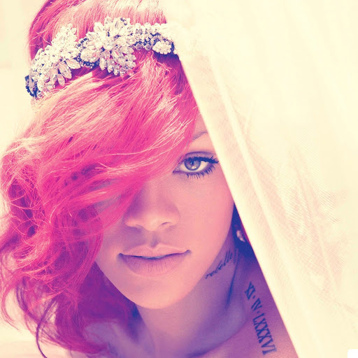 Rihanna Background Loud