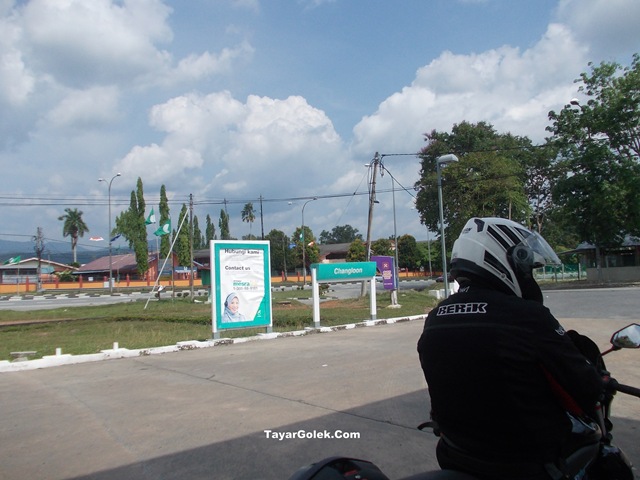 [DSCN30342.jpg]
