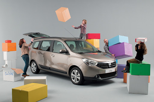 Dacia-Lodgy-01.jpg