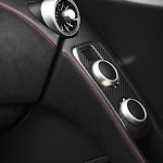 2011 McLaren MP4-12C 041.jpg