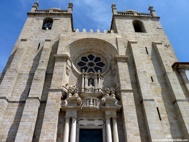 fachada-principal-catedral-oporto.JPG