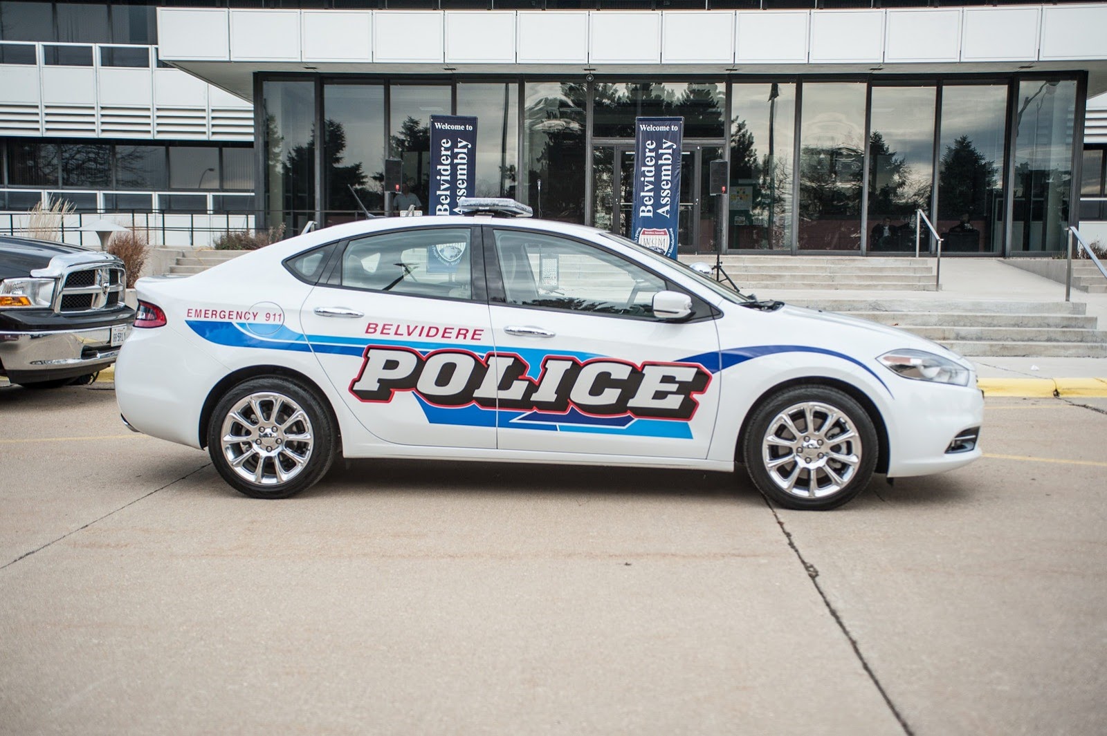 [Dodge-Dart-Police-Car%255B3%255D.jpg]
