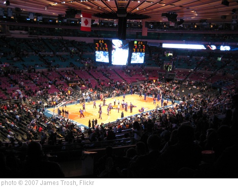 'New York Knicks vs Phoenix Suns' photo (c) 2007, James Trosh - license: http://creativecommons.org/licenses/by/2.0/
