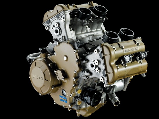 [Ducati-Engine-Desmosedici-GP11.1%255B6%255D.jpg]