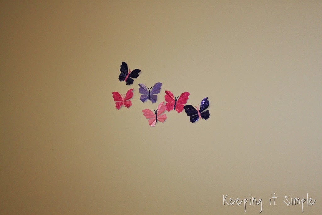 [Little%2520girl%2527s%2520room%2520idea%2520glitter%2520paper%2520butterflies%2520%25283%2529%255B3%255D.jpg]