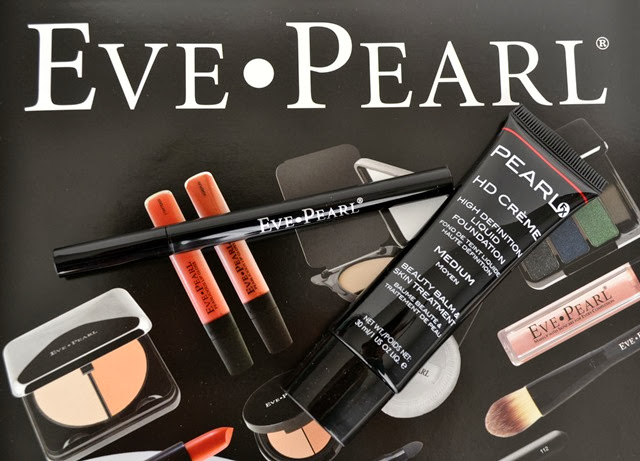 Eve Pearl | Smudgeproof Liquid Eyeliner in Black Pearl | Cosmetic Proof |  Vancouver beauty, nail art and lifestyle blog