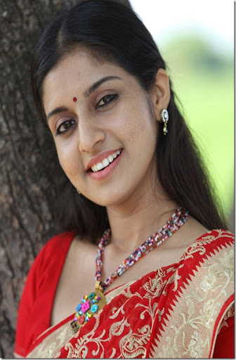 Tamil New Actress Athmiya Photos