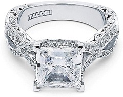 tacori-royalt-twist-princess-cut-diamond-engagement-ring-ht2606pr-1-C.png