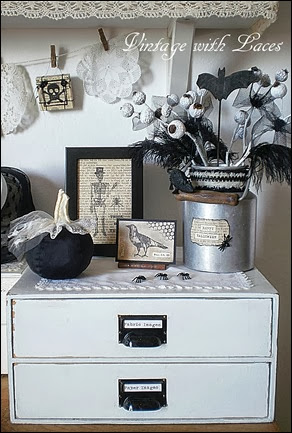 Black and White Halloween Vignette Black and White Halloween Vignette