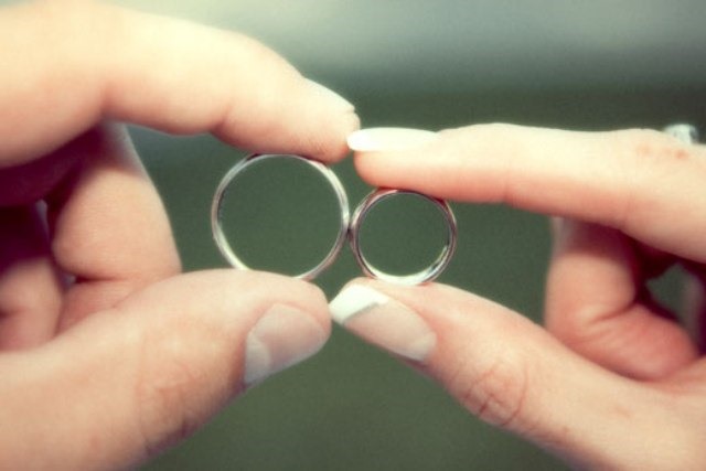 [wedding-rings-pic7%255B5%255D.jpg]