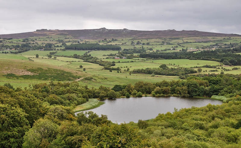 [Shelve%2520Pool%2520and%2520the%2520Stiperstones%255B3%255D.jpg]