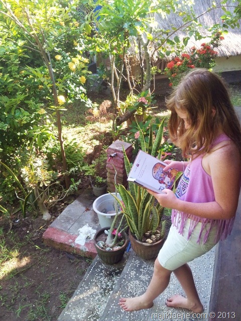 [60-reading-480x6402.jpg]