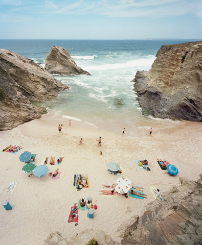 Photographs as decor can lend a modern sensibility to a living space. I absolutely love the unique vantage point the camera takes over the beach in this digital print.
'Praia Piquinia' by Christian Chaiz.
(20x200.com) Photographs as decor can lend a modern sensibility to a living space. I absolutely love the unique vantage point the camera takes over the beach in this digital print.
'Praia Piquinia' by Christian Chaiz.
(20x200.com)