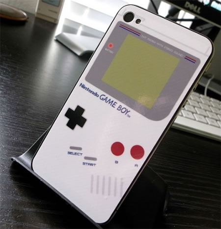 [top-coolest-best-latest-new-fun-tech-gadgets-gifts-iBoy-Game-Boy-Case-1%255B3%255D.jpg]