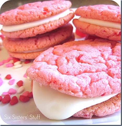 Strawberry Valentine Oreo Cookies
