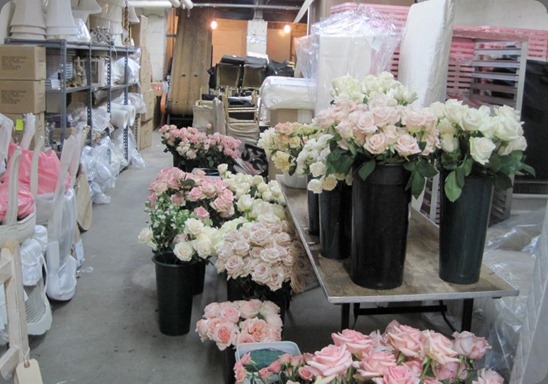 154499_327917387281718_169544096452382_64358750_582084017_n rachel ashwell behind the scenes of Fresh Flower Market Fridays