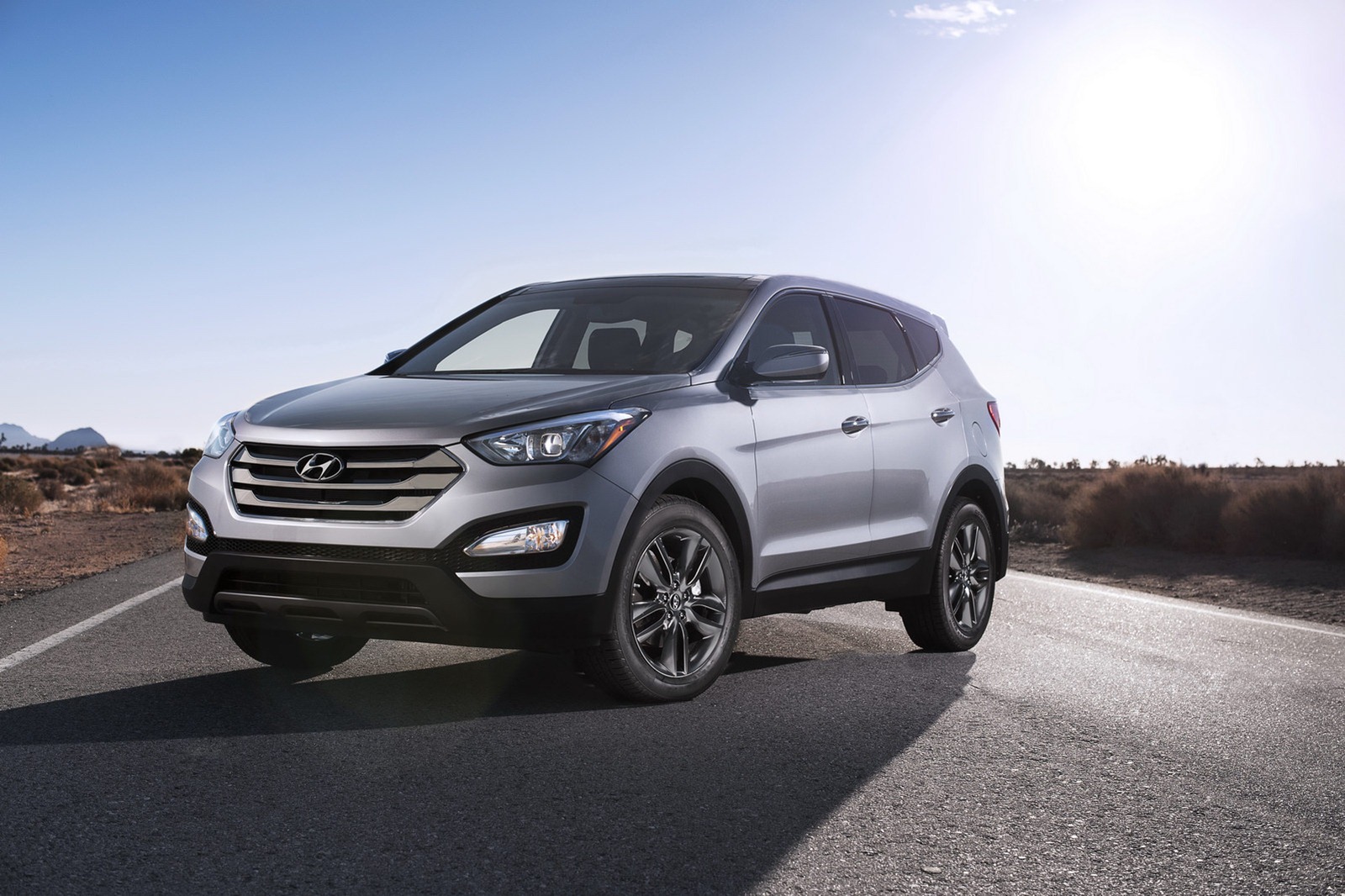 2013-Hyundai-Santa-Fe-Sport-13[2].jpg