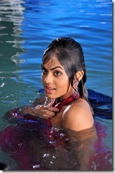 karthika_bathing_photo