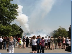 6103 Ottawa - Parliament Buildings - A Royal Canadian Artillery Unit fired a 21-gun salute to mark the birth of the royal baby