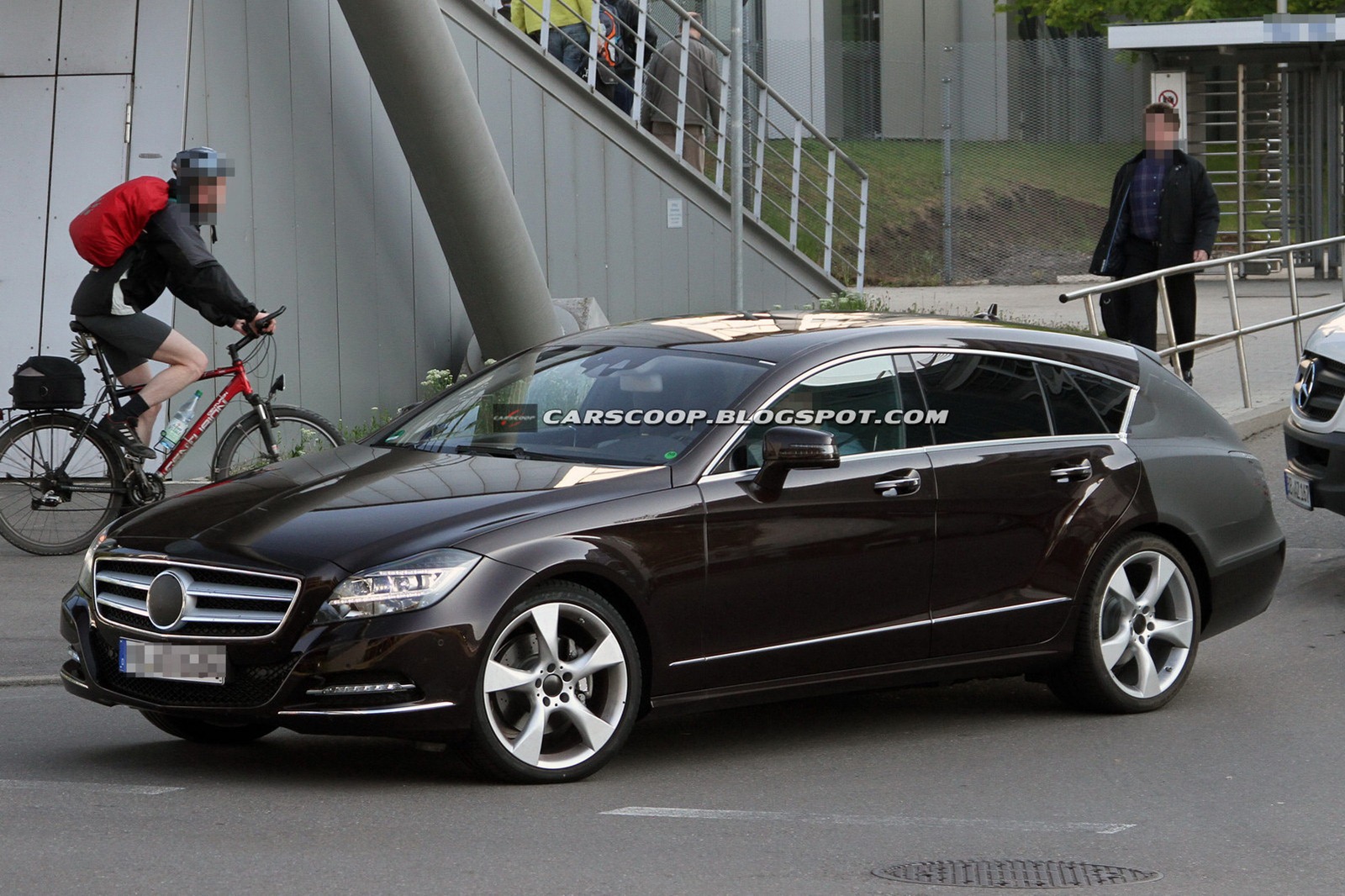 [Mercedes-CLS-Shooting-Brake-B2%255B3%255D.jpg]