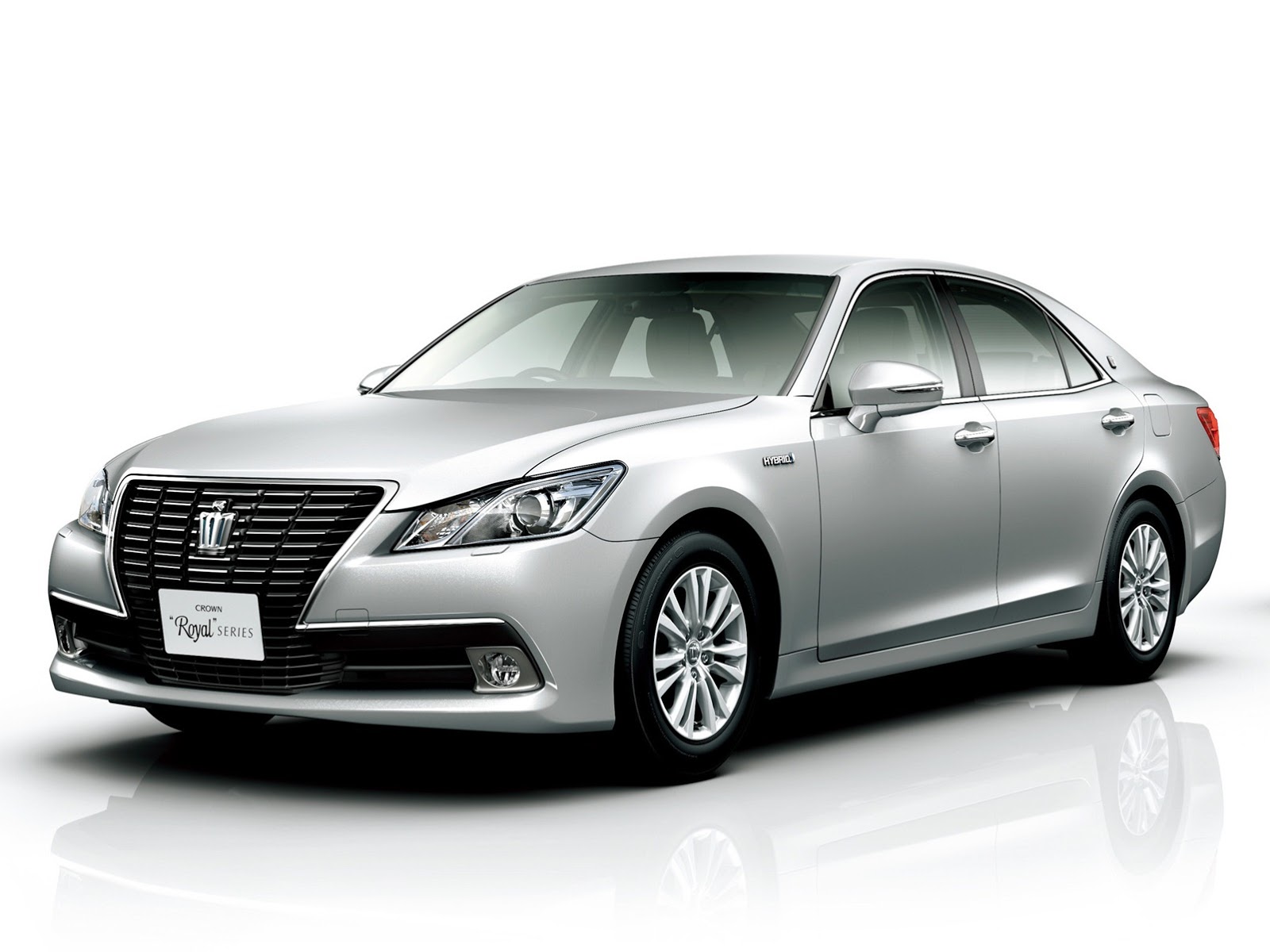 [2013-Toyota-Crown-Royal-12%255B6%255D.jpg]