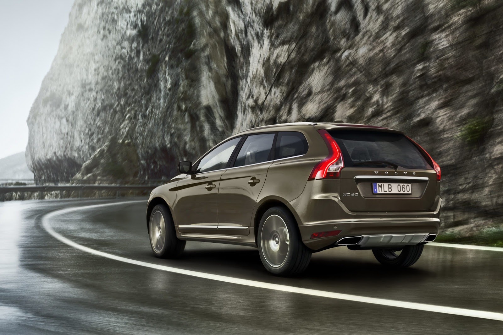 Emblem logotipo calandra volvo s60 II v60 xc60