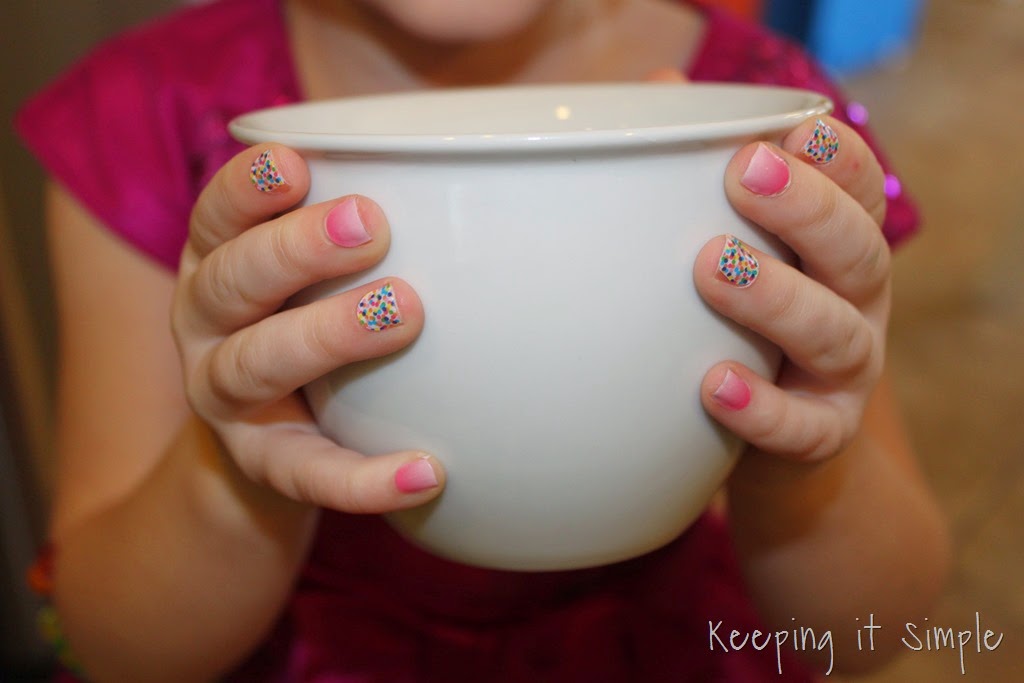 [Little%2520Girl%2520Birthday%2520Party%2520Idea%2520Tea%2520Party%2520with%2520Stations%2520%25281%2529%255B3%255D.jpg]