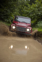 2013-LR-Defender-18%25255B2%25255D.jpg